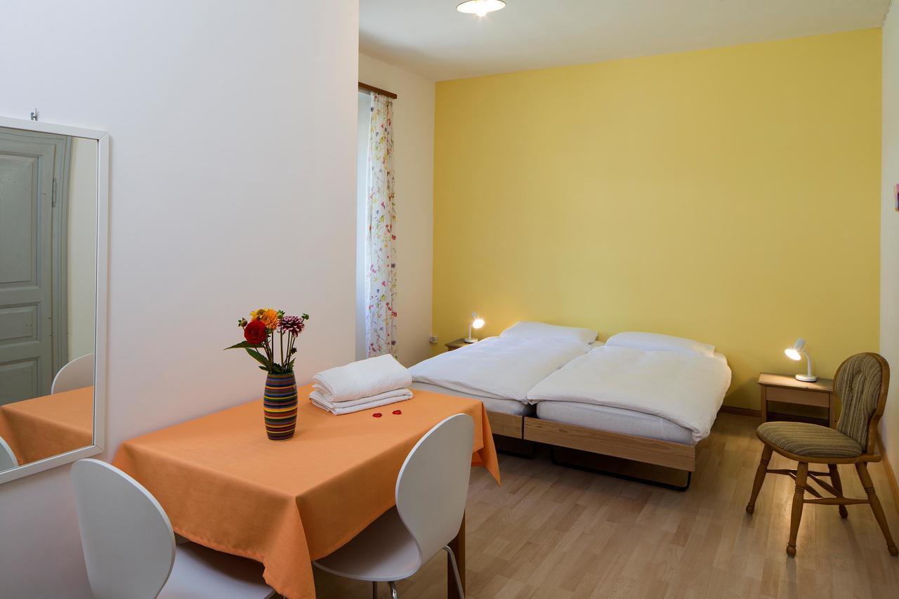 Hotel Garni Maggia Giumaglio المظهر الخارجي الصورة