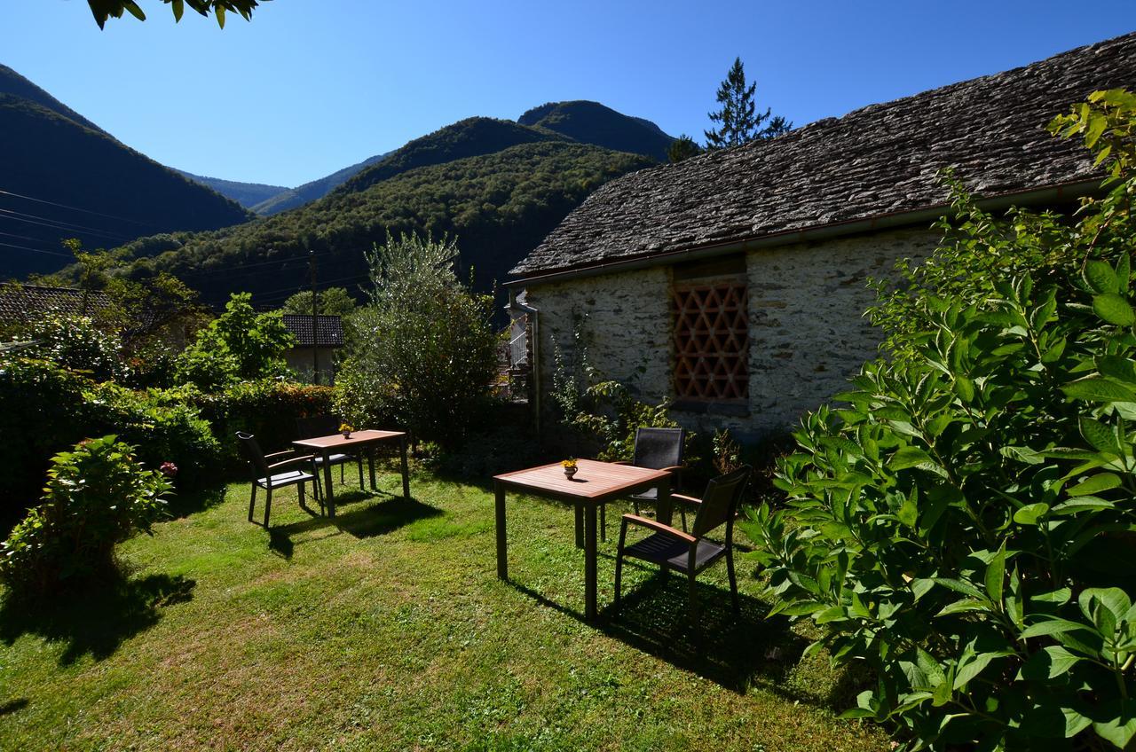 Hotel Garni Maggia Giumaglio المظهر الخارجي الصورة